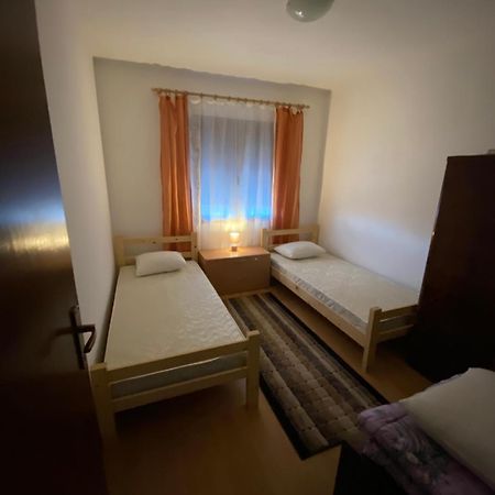 Apartman Popovic Virpazar Luaran gambar